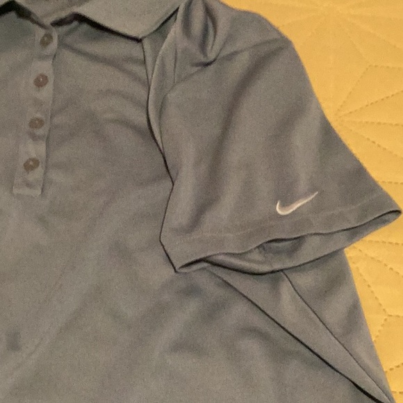 Nike DRI FIT top - Picture 7 of 7